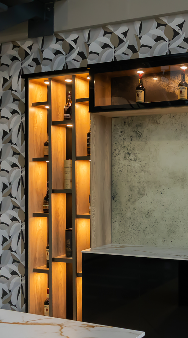 Feature center image